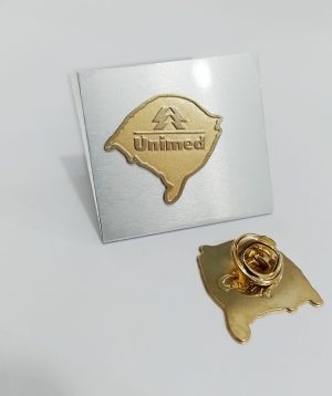 Cavian Brindes - Botons - Chaveiros - Crachás - Displays - Marcador de Páginas - Medalhas - Placas - Plaquetas - Brindes, Personalizados e Troféus em Caxias do Sul
