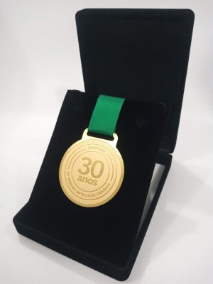 Cavian Brindes - Botons - Chaveiros - Crachás - Displays - Marcador de Páginas - Medalhas - Placas - Plaquetas - Brindes, Personalizados e Troféus em Caxias do Sul